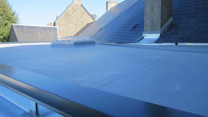 Pose de toiture en zinc Caen